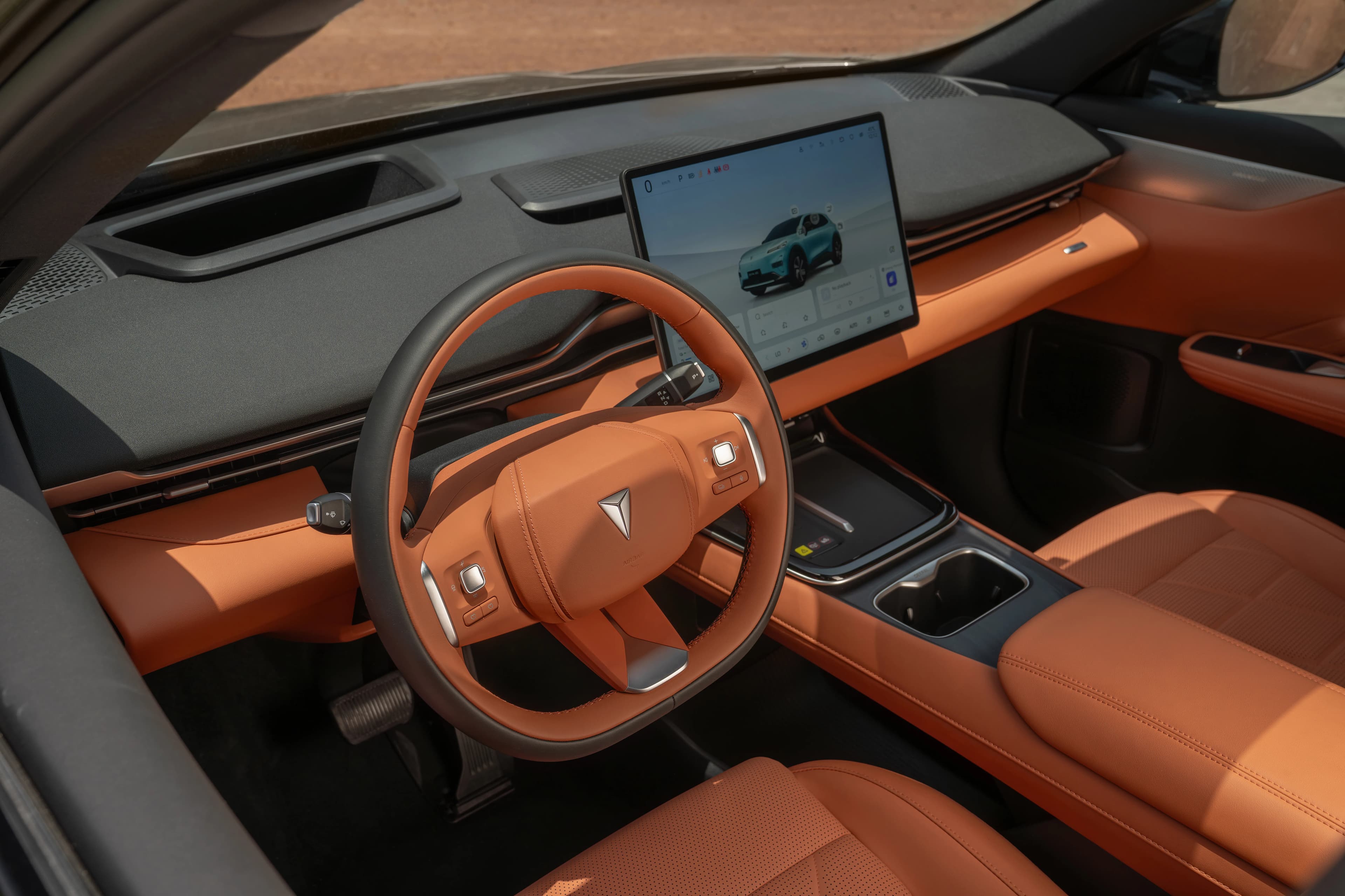 S05 Interior Image